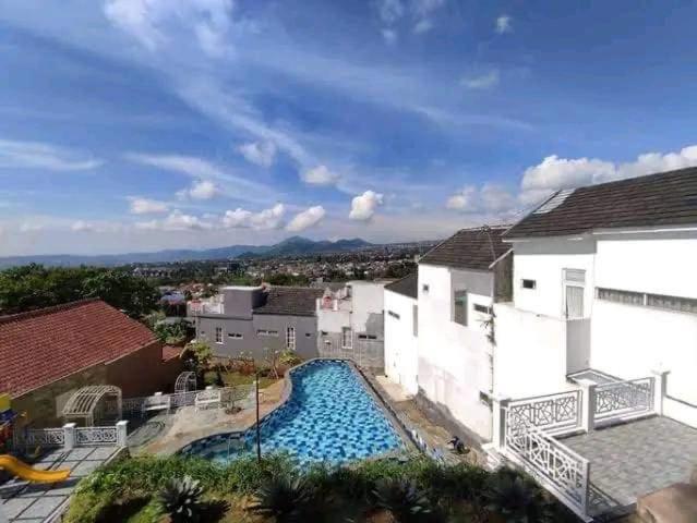 Villa Puncak Resort Cikundul Exterior photo